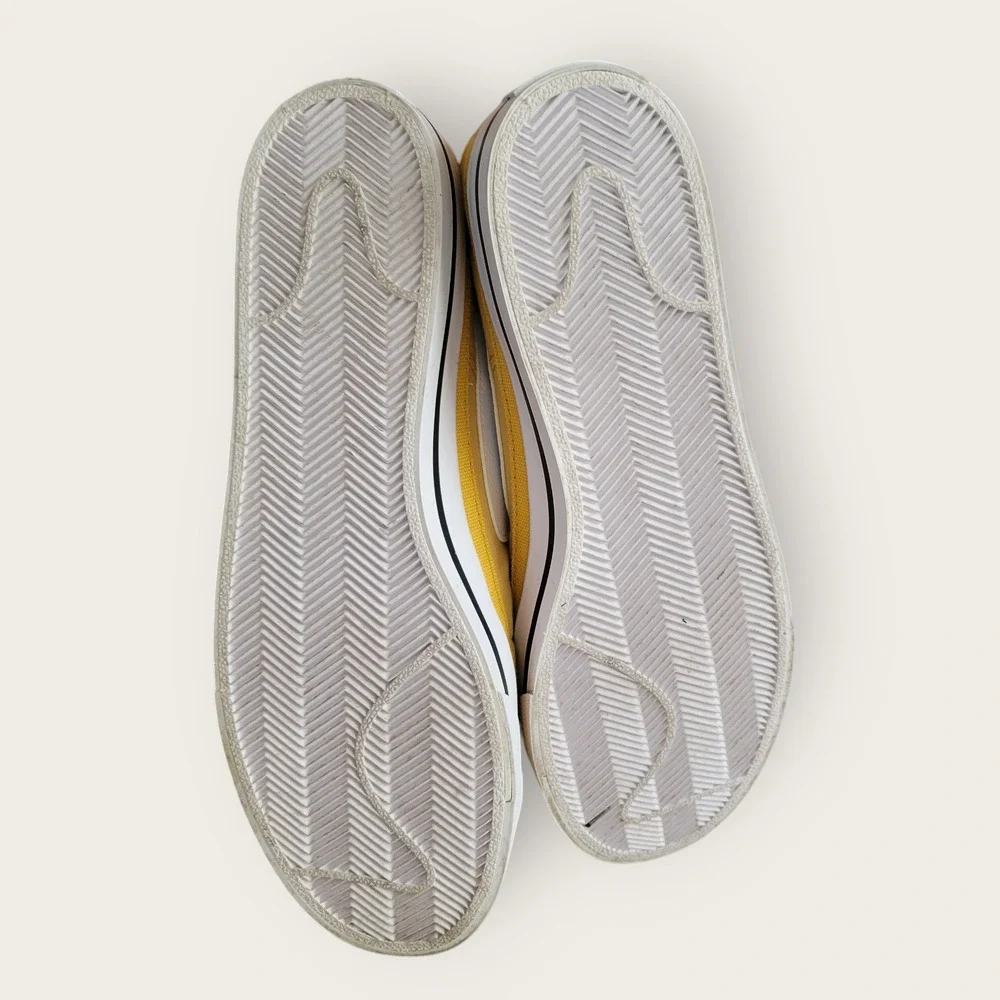 Nike Court Legacy Canvas Sanded Gold Sneakers Men Sz 11 CW6539-700 - Picture 8 of 16